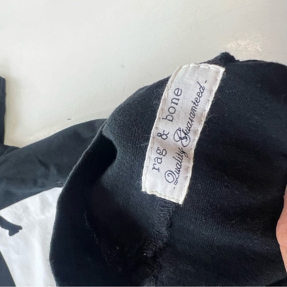 Rag & Bone x Liberty T-Shirt Design Black Womens Medium Short Sleeve XXS L63-26 - Picture 6 of 6